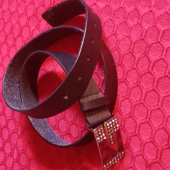 Guess Belt - Picture 5 of 5